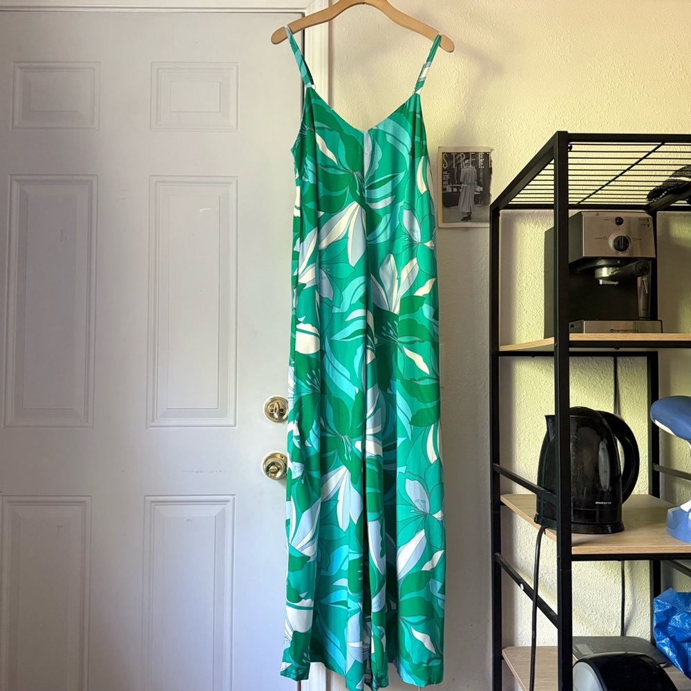 NWT LABEL OF LOVE green floral tropical sleeveless wide straight leg jumpsuit